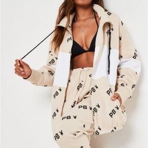 Women's Tan and White Sweater